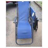 2 LOUNGE CHAIRS