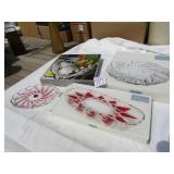 4 - SERVING TRAYS