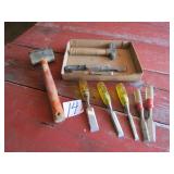 8 WOOD CHISELS ; 2 HAMMER MALLS