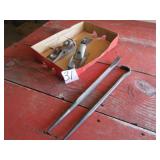 3 WOOD PLANES ; 2 PRY BARS