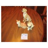 3- FIGURINES - DOGS & CAT