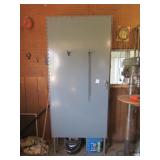 3 FT X7FT X13' D ONE DOOR SHOP CABINET