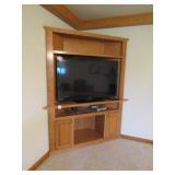 2 PIECES OAK CORNER CABINET 54' W X 80' T ' LEROY