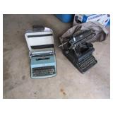 2 VINTAGE TYPEWRITERS