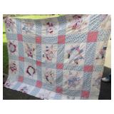 VINTAGE 8 POINT STAR PATTERN HAND STITCHED QUILT
