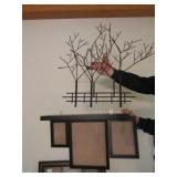 WALL DECOR ; SHELF W/ 3 PICTURES & WIRE TOP