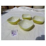 4 EARLY YELLOW & WHITE PYREX BERRY BOWLS