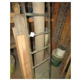 METAL LADDER