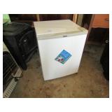 HAIER CAMPER SIZE REFRIGERATOR