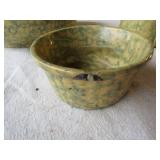 14' CREAM & GREEN SPONGEWARE BOWL