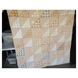 VINTAGE HAND STITCHED CUTTER QUILT -1000 PERMIDS