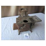 EARLY 61/2' X81/2'  CAST IRON CRESCENT COOK STOVE