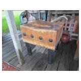WOW ! 31' X 31' X16' COUNTRY STORE BUTCHER BLOCK