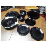 8 PIECES BLACK AMETYST GLASS