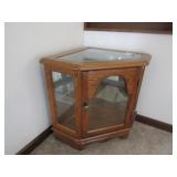 OAK CORNER SHOWCASE CABINET W/ GLASS TOP,2FT.