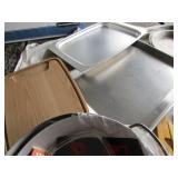 BAKE PANS ; ROASTER PAN ; MORE