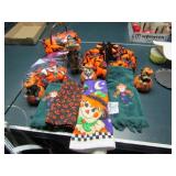 HOLIDAY DECOR ; HALLOWEEN