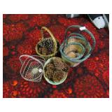 5 BASKETS ; PINE CONES