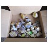 BOX FULL FLUORITE DECOR ROCKS ; WHITE QUARTZ