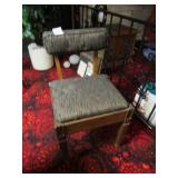 SEWING CHAIR W/ STORAGE