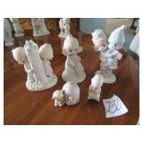 5- PRECIOUS MOMENTS FIGURINES