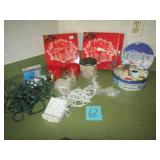CHRISTMAS HOLIDAY GLASS TRAY ; DECOR