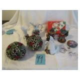 BOX OF CHRISTMAS HOLIDAY DECOR