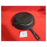 GRISWOLD BIG BLOCK ERIR PA USA #8 CAST IRON SKILLT