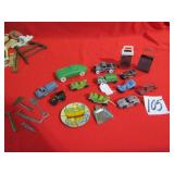 20 TOYS & MINIATURES