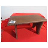 EARLY 18' WOOD STOOL RISER W/ BOOT JACK ENDS