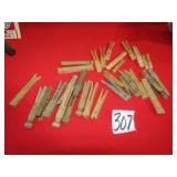 30 ANTIQUE WOOD CLOTHES PINS