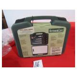 NIB OUTDOOR LIFE COOKOUT SET