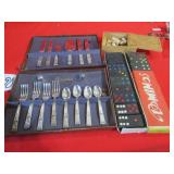BANNER PLASTIC CHILD'S SILVERWARE IN BAKEALLITE