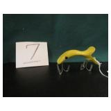 4" SHE DEVIL LURE GENEVA MFG. CO. tan w/ black eys