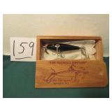 THE NIANGUA MINNOW, LITTLE SAC BLACK W/ WOODEN BOX