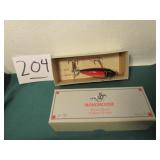 WINCHESTER HAND MADE LURE ,LITTLE SAC WHITE SCALE