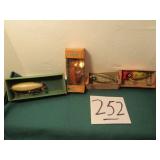 4- LURES -SPOONPLUG203, HEDDON BABY ZARA, HEDDON