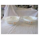 2 LARGE MATCHING PYREX MIXING BOWLS