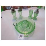 5 PIECES GREEN DEPRESSION