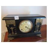 SESSIONS DOUBLE KEY WIND MANTLE CLOCK