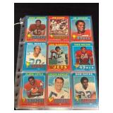 (45) 1971 Topps NFL Football Cards Collection