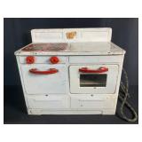 Little Lady Electric Toy Stove by Empire
