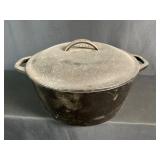 Lodge Cast Iron Pot with Lid