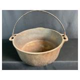 Wagner Ware Cast Iron 5 Quart Pot