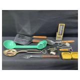 Advertising Kitchen Lot