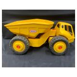 Little Tikes Plastic Dump Truck