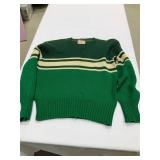 Vintage Clothes Green Sweater Size Unknown.
