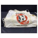 Honeggersï¿½ Paper Apron