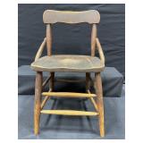 Wooden Childï¿½s Chair