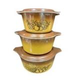Pyrex Old Orchard Casserole Dish Set of 3 w/ Lids